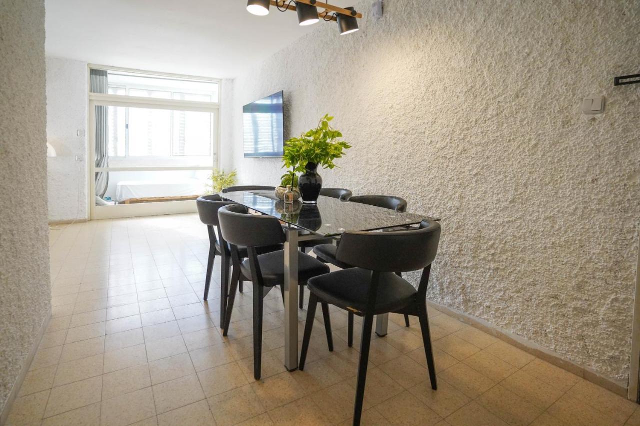 Appartement דירה יפה ומרווחת במרכז העיר à Eilat Extérieur photo